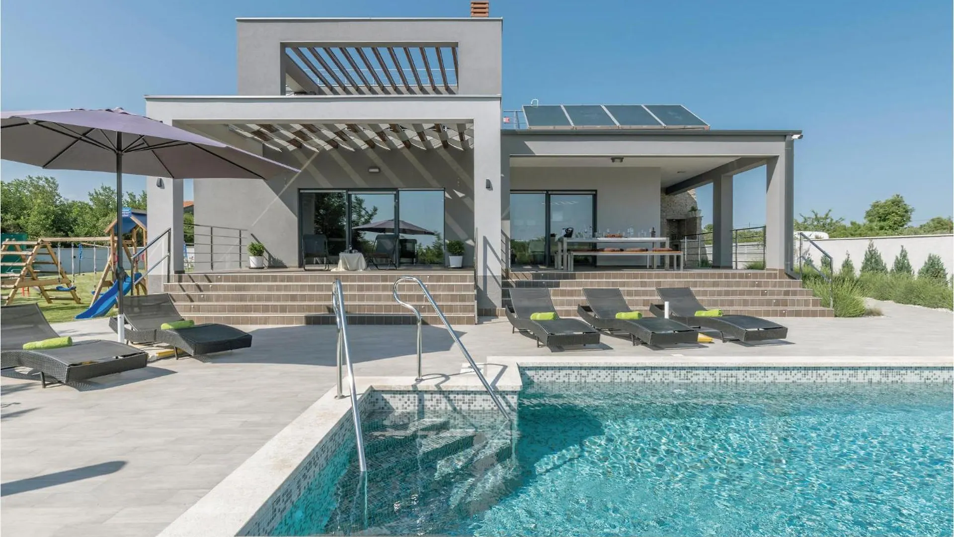 Casa vacanze Cozy Home In Galizana With Kitchen