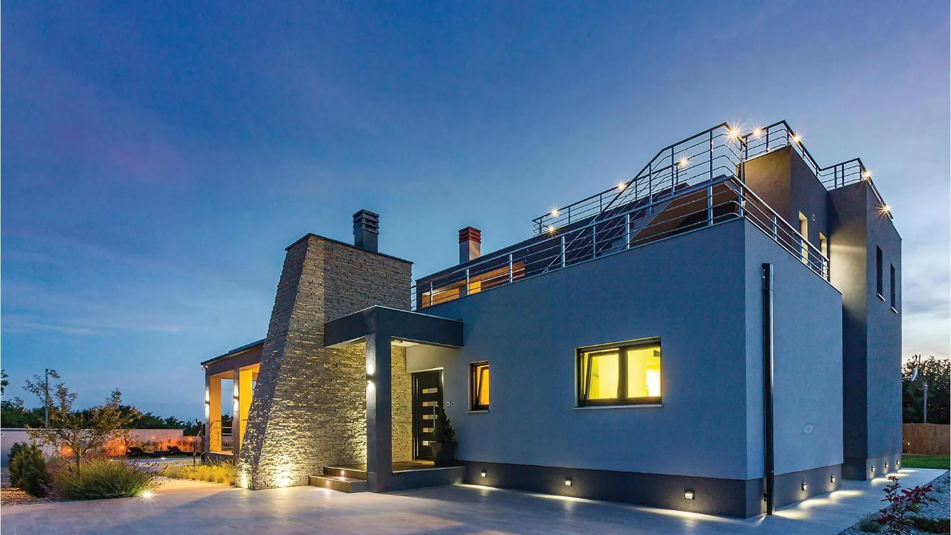 Cozy Home In Galizana With Kitchen